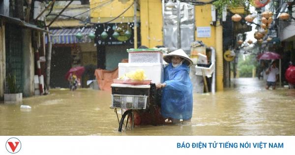 Cảnh Sông Hồng nhìn từ khu vực gần Phúc Xá Ba Đình, Hà Nội